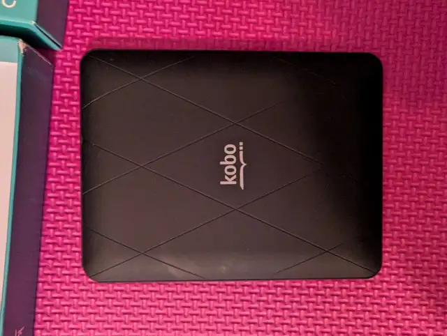 Kobo Mini 5" eReader Black 2GB Model N705 Touchscreen in General Electronics in City of Toronto - Image 6
