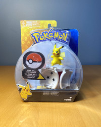 Pokemon Throw 'n' Pop Pokeball with Pikachu Figure - NEW