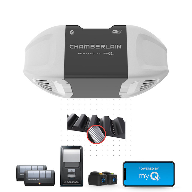 Chamberlain 3/4 HP - Garage Door Opener in Garage Doors & Openers in City of Toronto