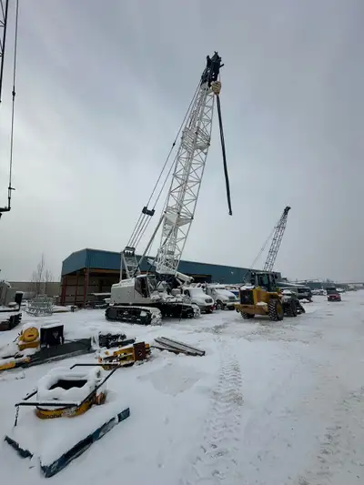 100 Ton lattice boom crawler crane. Fresh Paint job on unit(Endura paint) 3 winches with extra aux l...