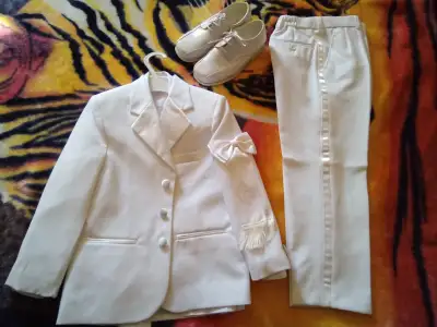 '' Boy's White First Communion Suit Size 7", View more