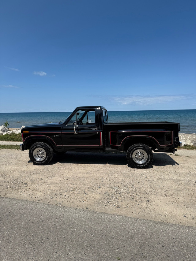 1984 Ford F150 Flareside in Cars & Trucks in Owen Sound