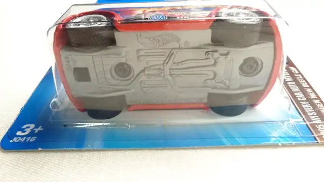 HOT WHEELS VOLKSWAGEN BEETLE CUP W/RR 2005 MYSTERY CAR DIECAST in Arts & Collectibles in Mississauga / Peel Region - Image 5