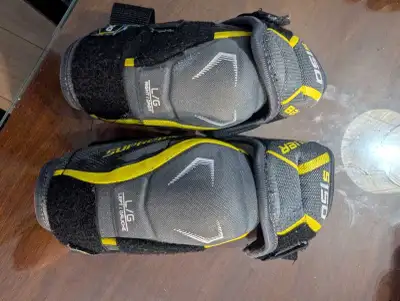 Bauer Supreme Junior Hockey Elbow Pads - Size Large, View more