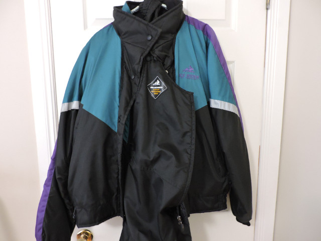 Skidoo floater suit- Womens size 16 in Women's - Other in Sudbury
