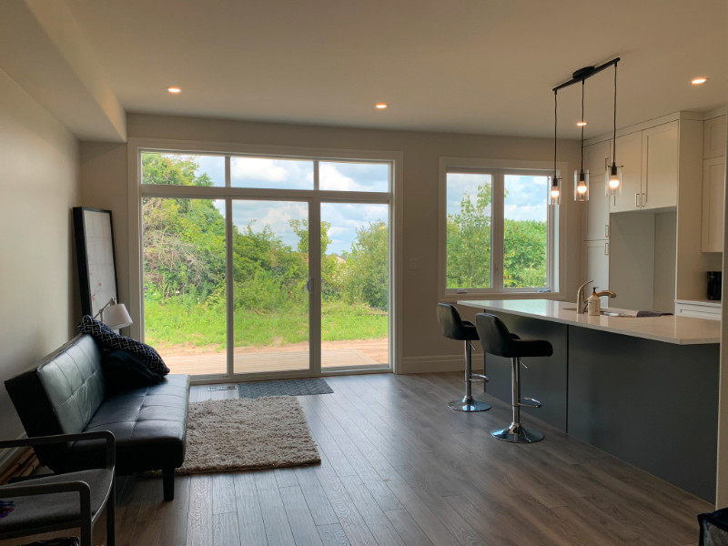 Picton, PEC New House2 Bedrms+Office on upper level, 2 parking Long