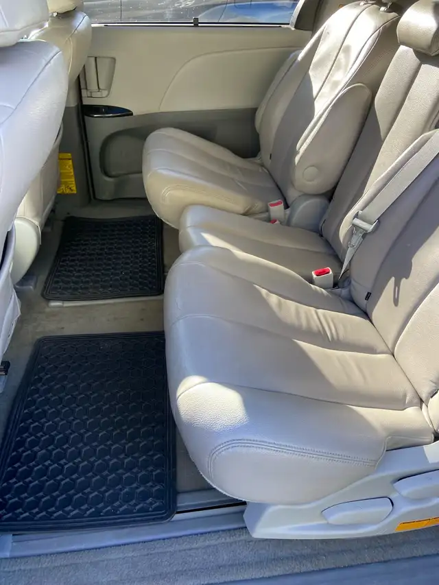 2012 Toyota Sienna LE FWD V6 8-pass | Cars & Trucks | Calgary | Free ...