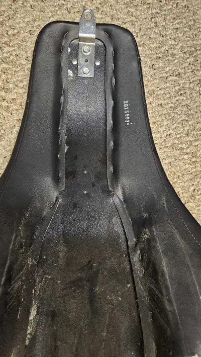 This is a used Harley-Davidson seat, perfect for adding a touch of classic style to your ride. The s...