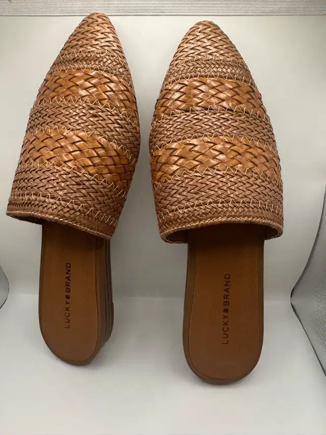 Lucky Brand Mules in Women's - Shoes in City of Toronto - Image 5