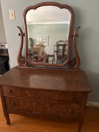 Chest of drawers with vanity