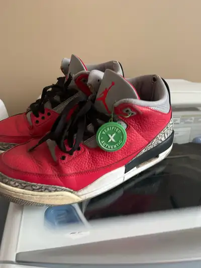 Jordan 5  size 10 Grape Jordan 3 fire red size 9.5, View more