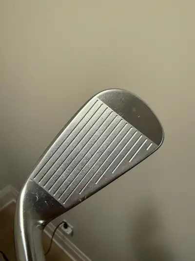 Titleist U505 1 Iron, View more