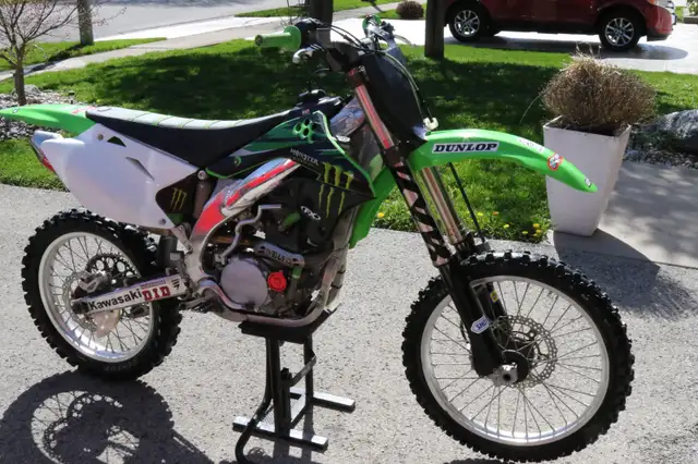 2007 Kawasaki KX-450 in Dirt Bikes & Motocross in St. Catharines - Image 4