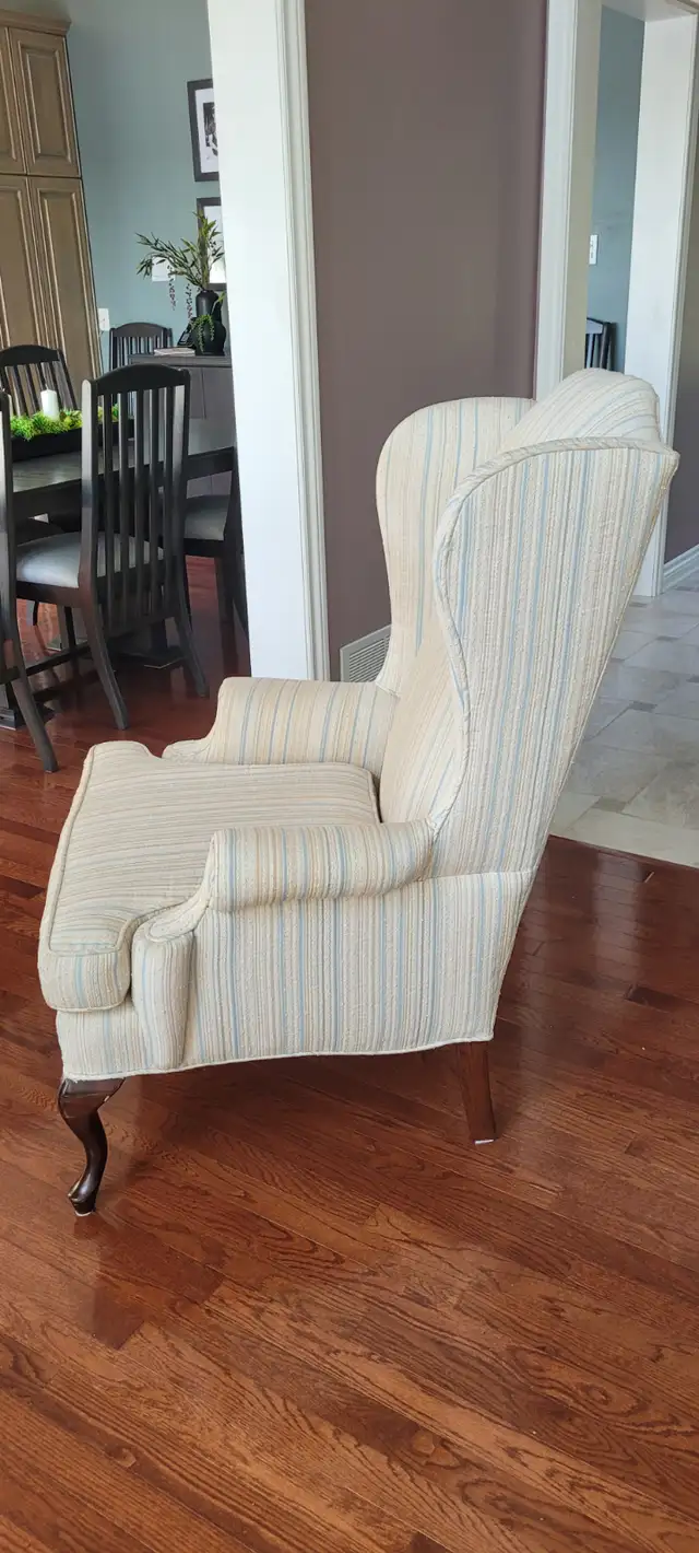 Queen Ann Wingback chairs in Chairs & Recliners in Markham / York Region - Image 4