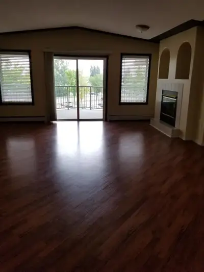 Beautiful West Lethbridge Penthouse For Lease