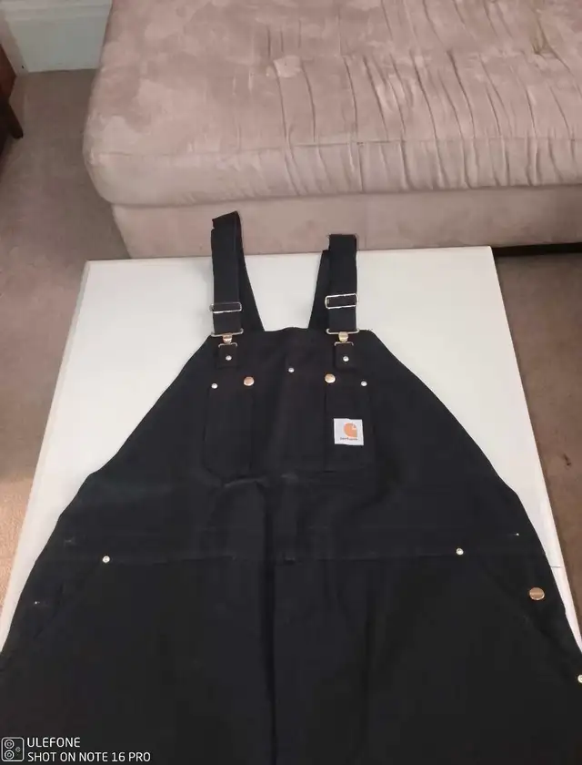 BNWT CARHARTT DOUBLE KNEE FIRM DUCK OVERALLS SIZE 42 X34 in Men's in Kitchener / Waterloo - Image 4