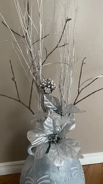 NEW decorative ceramic gray floor vase 17 inches tall in Home Décor & Accents in Edmonton - Image 7
