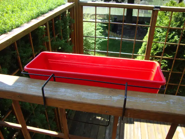 Balcony Planter $10.00596426961968189441