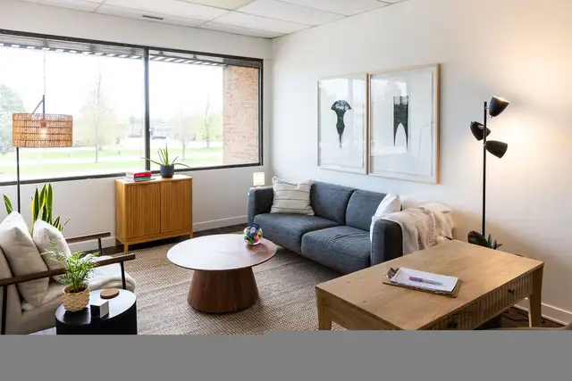 Therapy Coworking Space in Commercial & Office Space for Rent in Oakville / Halton Region - Image 3