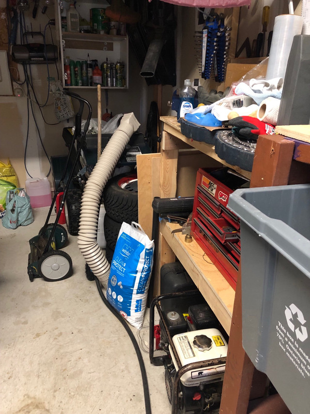 Garage sale | Garage Sales | Barrie | Kijiji