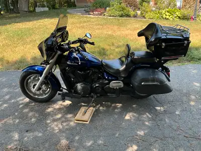 2007 Yamaha VStar 1300 36,500 Km Lowering kit for comfort Mustang Seat Yamaha leather saddlebags Bat...