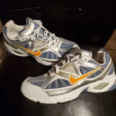 Brand New Womens NIKE Running Shoes  size 10, View more