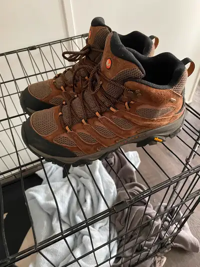 Merril hikers in good condition size 11.5 $40 obo, View more