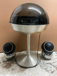 Vintage 1970 Electrohome 711 Apollo Saturn Record Player Stereo