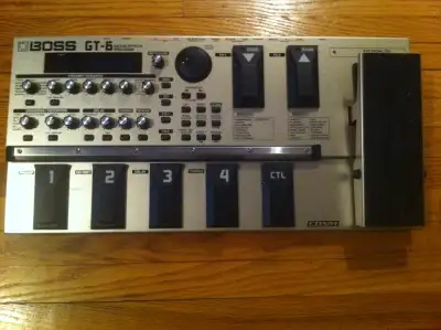 BOSS GT-6 Guitar Effects Processor Expression Wah pedal Like new, View more
