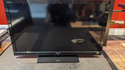 tv Sony Bravia KDL40EX713 en très bon état, excellente qualité d'images, raison de la vente achat d'...