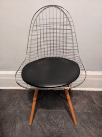 Eames style wire accent chair 