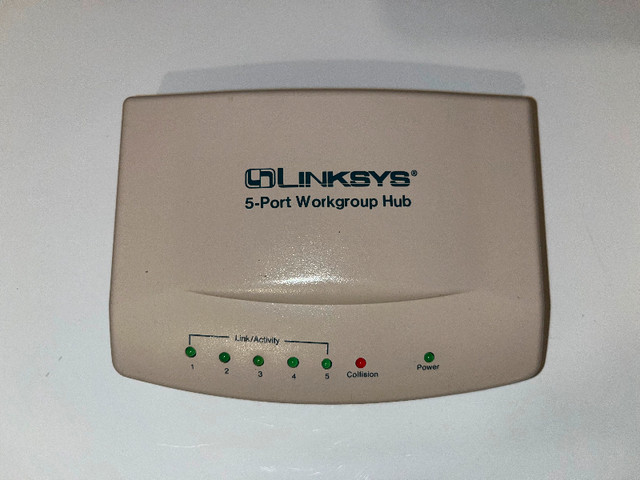 Routeur marque Linksys / Router brand Linksys dans Réseaux  à Ville de Montréal