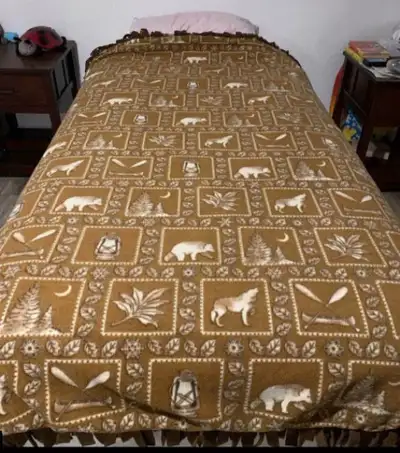 Cottage woodland fleece blanket fits twin size bed , View more