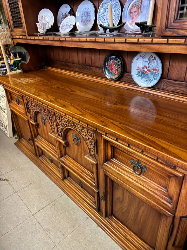 HUGE SOLID OAK DISPLAY CABINET64302359903617121