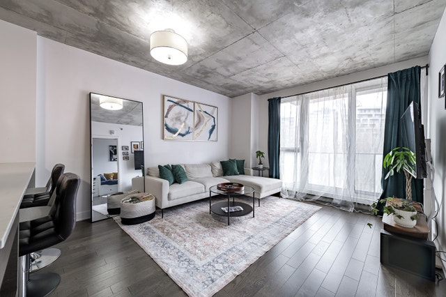 Beau 2 cac et 1+1 sdb avec balcon et vue! — photo 1
