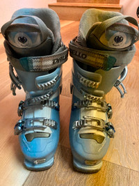 Dalbello ski boots size 24.5