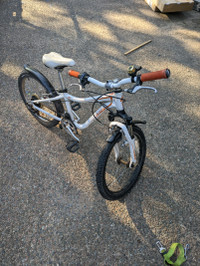 20" spezialized with gear and suspension fork