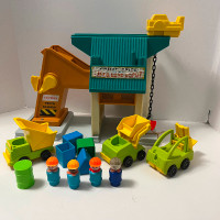 Vintage fisher price little people lift and load #1 construction