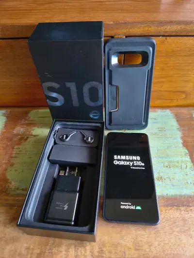 Unlocked Samsung Galaxy S10e 128Gb (Factory Reset), View more