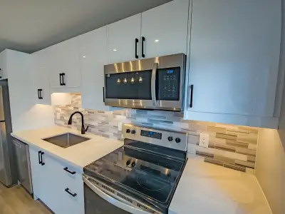 Two bedroom apartment in a prime Waterloo location!