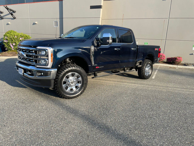 2023 Ford F-350 lariat lifted diesel  in Cars & Trucks in Calgary