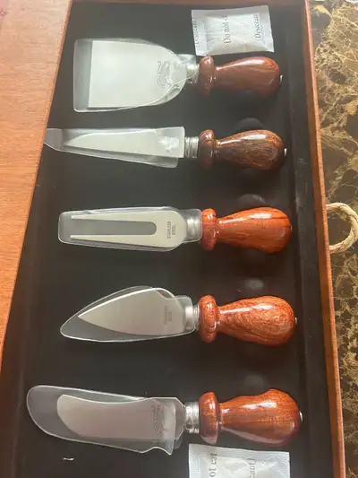 Petite Maison Cheese Knife Set, View more