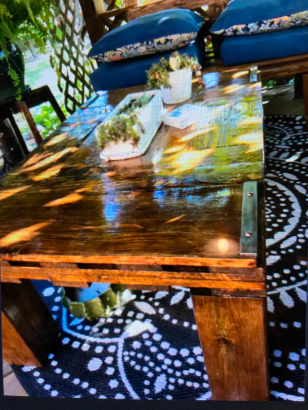 Custom made rustic solid wood table in Other Tables in Mississauga / Peel Region - Image 3