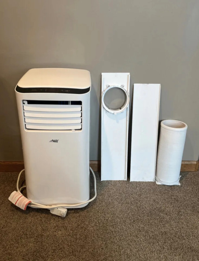 Portable air conditioner 8.000btus in Heaters, Humidifiers & Dehumidifiers in Norfolk County