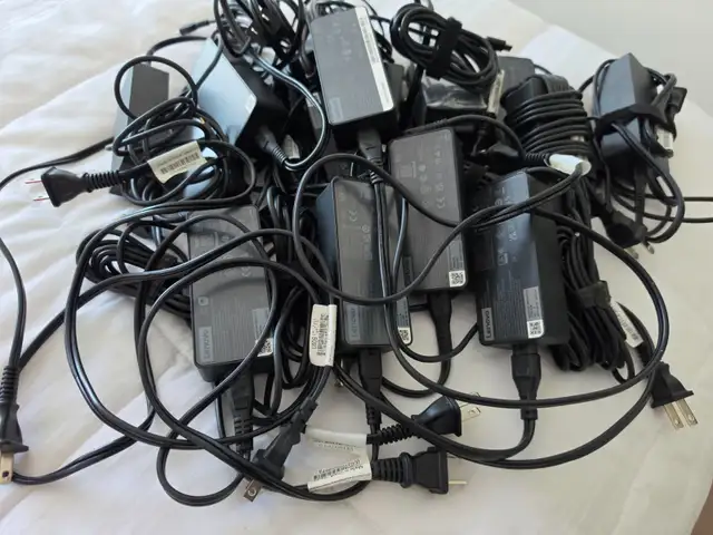 ***OEM AC ADAPTER ***LENOVO THINKPAD CHARGERS ****C - CHARGERS in Cables & Connectors in Markham / York Region - Image 2