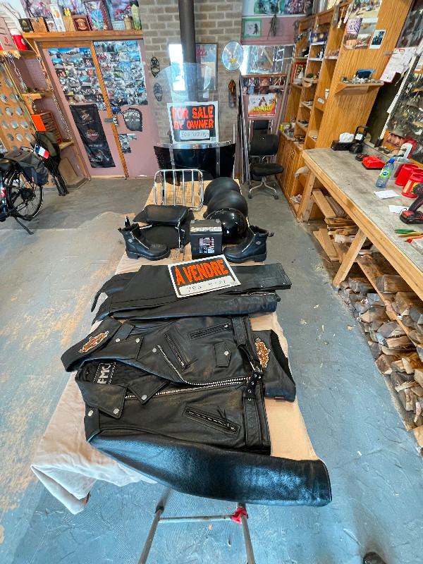 Harley Davidson attachments and apparel. in Motorcycle Parts & Accessories in Bathurst - Image 4