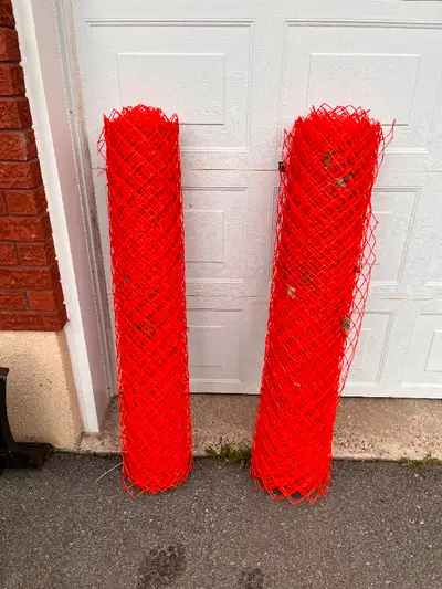 Everbilt 50 ft. L x 4feet Snow Fencing with post