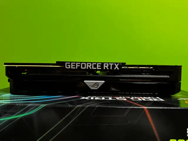 ROG Strix GeForce RTX 3080 OC Edition 10GB in System Components in Oakville / Halton Region - Image 5