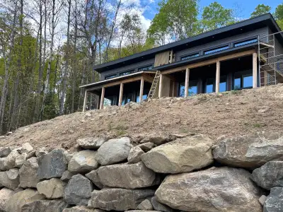Magnifique chalet à louer fin de semaine ou à la semaine St Michel des saints Accès au lac à la trui...