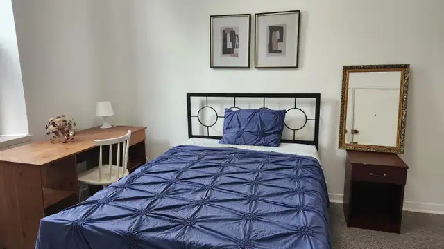 Chambre meublee Bain prive Berri Uqam $780 Room with privat bath